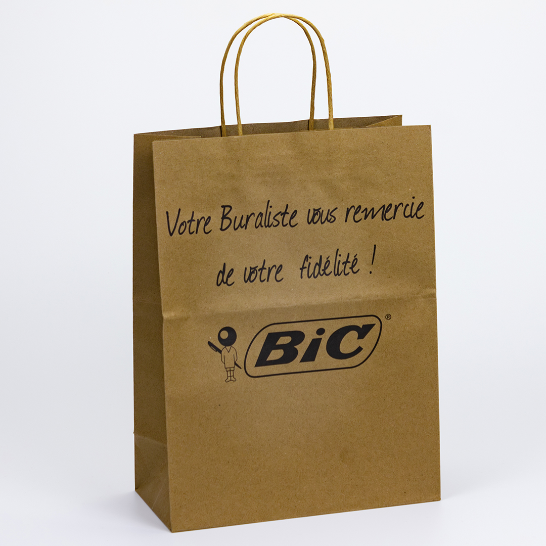 Bolsa papel con asas torcidas