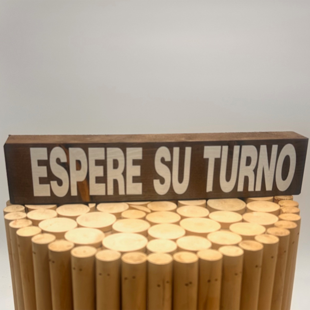Peanas de Madera Personalizables