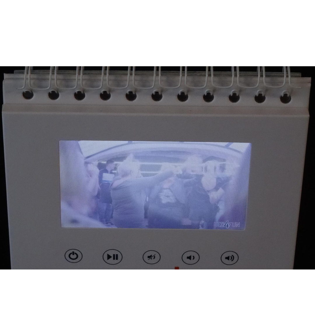 Calendario con soporte LCD