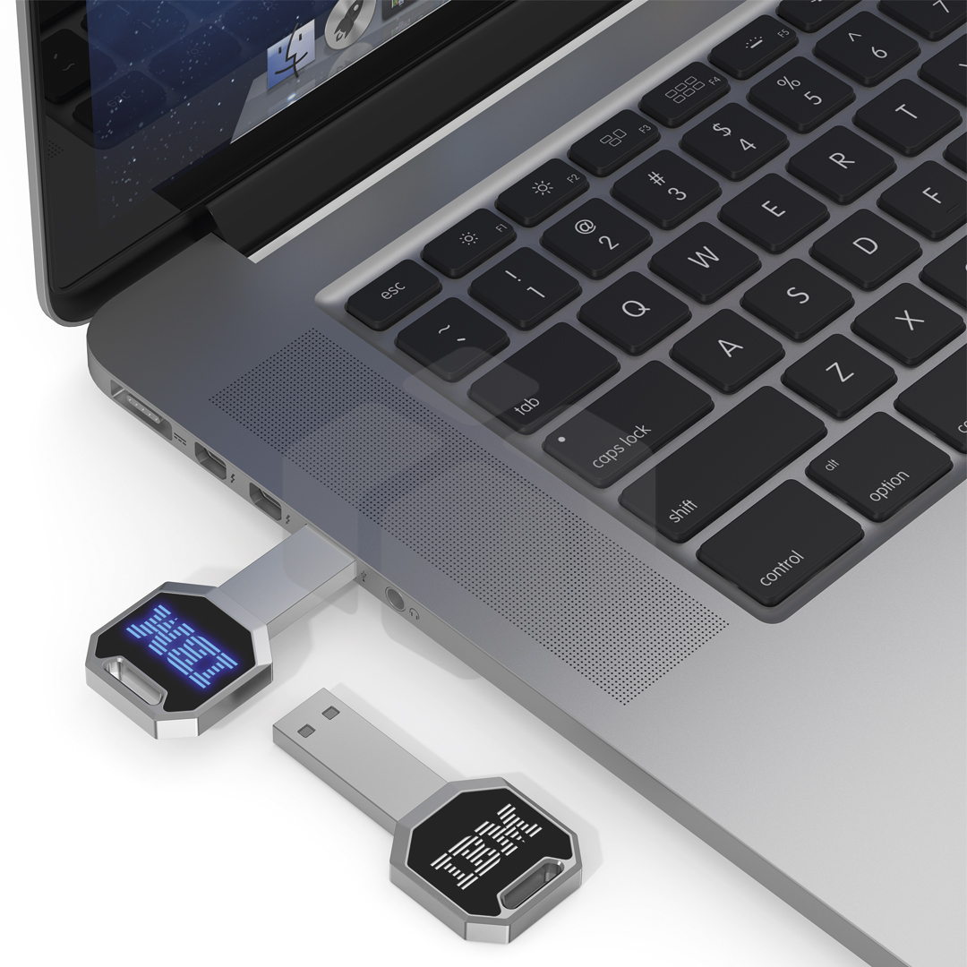 USB en forma de llave con LED en el logo