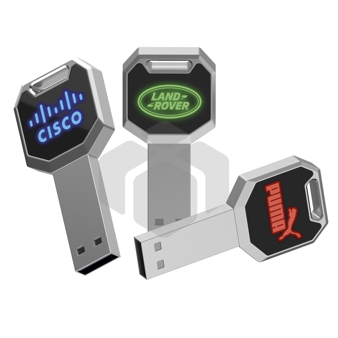 USB en forma de llave con LED en el logo