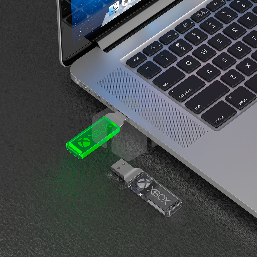 Memoria USB Slim en acrílico con Led de color